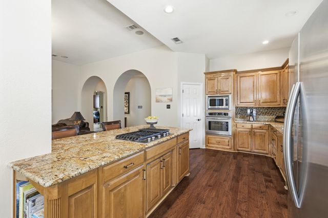 8404 Bridge Street, North Richland Hills, TX 76180