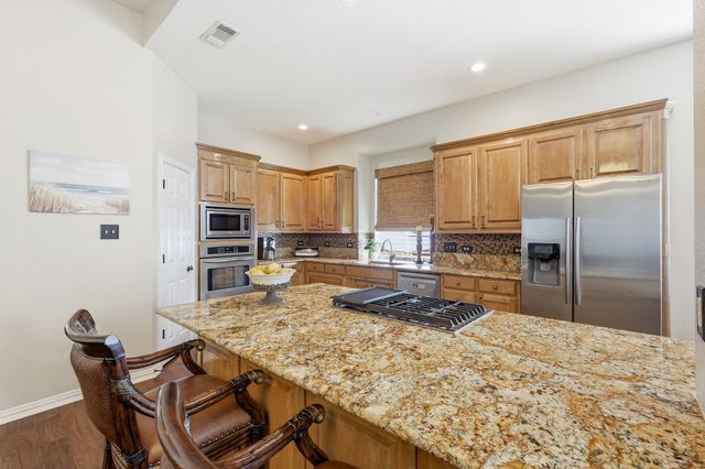 8404 Bridge Street, North Richland Hills, TX 76180