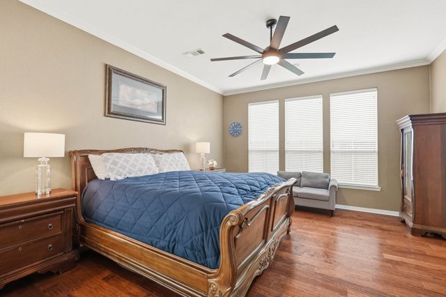 8404 Bridge Street, North Richland Hills, TX 76180