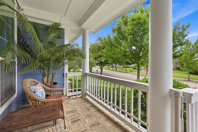 8404 Bridge Street, North Richland Hills, TX 76180
