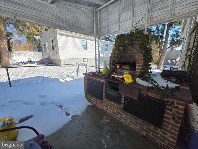 6000 GLEN FALLS AVE, Baltimore, MD 21206