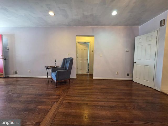 6000 GLEN FALLS AVE, Baltimore, MD 21206