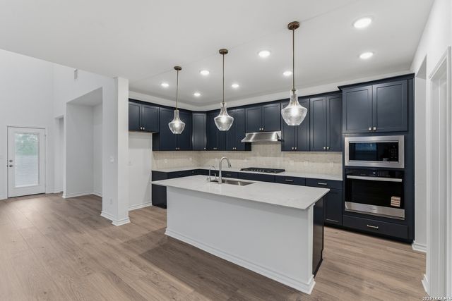 4056 Paddock Trail, Seguin, TX 78155