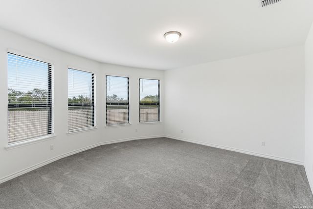 4056 Paddock Trail, Seguin, TX 78155