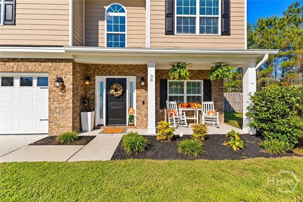 Image 2 of property listing at 30 Bowridge Drive, Richmond Hill, GA 31324