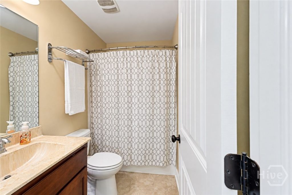 Image 23 of property listing at 30 Bowridge Drive, Richmond Hill, GA 31324