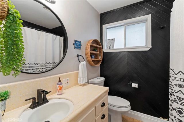 633 Arth Drive, Crestline, CA 92325