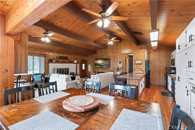 633 Arth Drive, Crestline, CA 92325
