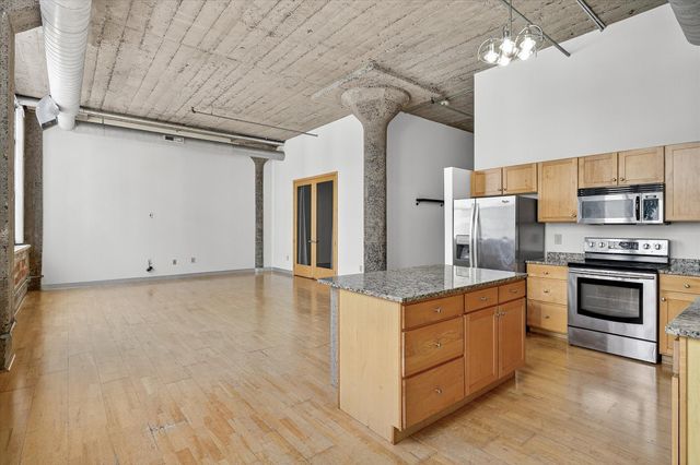 521 S 7th Street 510, Minneapolis, MN 55415