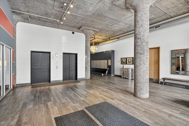 521 S 7th Street 510, Minneapolis, MN 55415