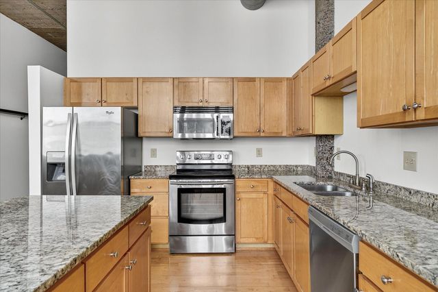 521 S 7th Street 510, Minneapolis, MN 55415