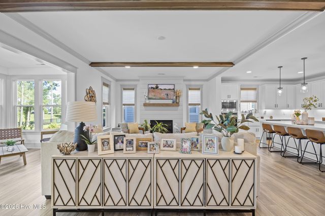 524 Moss Lake Lane, Holly Ridge, NC 28445