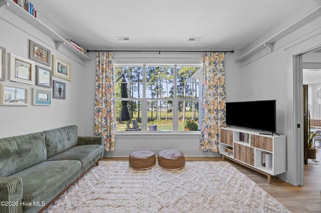524 Moss Lake Lane, Holly Ridge, NC 28445