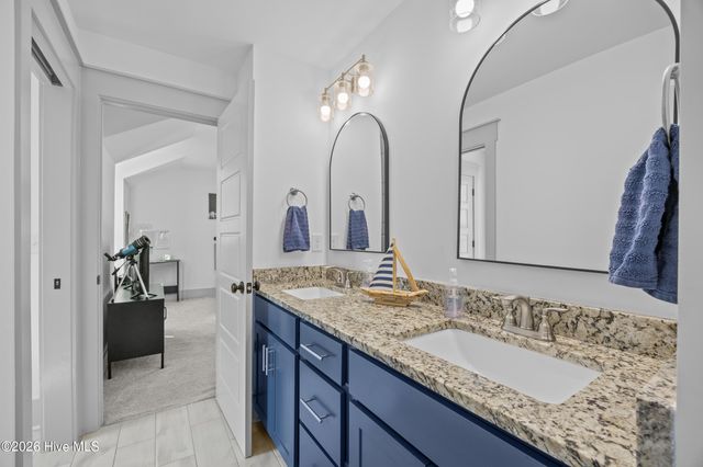 524 Moss Lake Lane, Holly Ridge, NC 28445