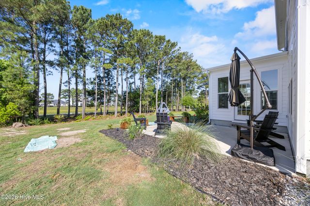 524 Moss Lake Lane, Holly Ridge, NC 28445