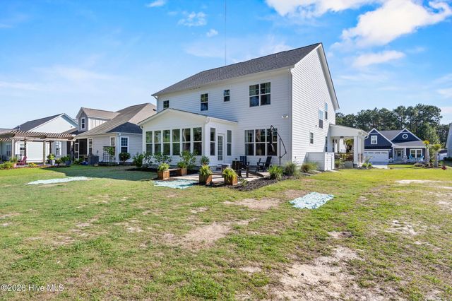 524 Moss Lake Lane, Holly Ridge, NC 28445