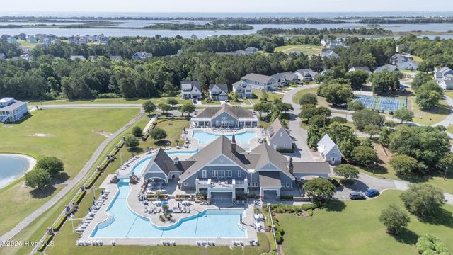 524 Moss Lake Lane, Holly Ridge, NC 28445