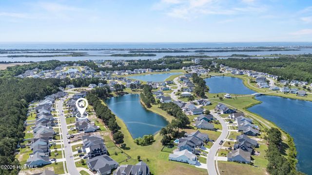 524 Moss Lake Lane, Holly Ridge, NC 28445