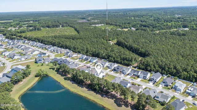 524 Moss Lake Lane, Holly Ridge, NC 28445