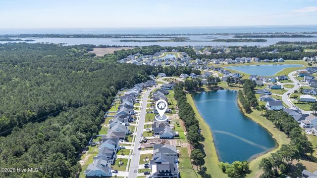 524 Moss Lake Lane, Holly Ridge, NC 28445