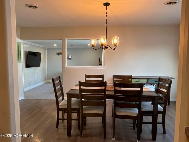 961 Neville Street, Toms River, NJ 08753