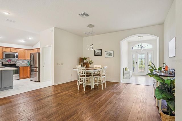 10063 LAKE MIONA WAY, Oxford, FL 34484