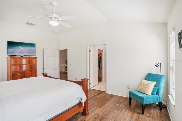 10063 LAKE MIONA WAY, Oxford, FL 34484