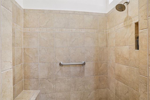 10063 LAKE MIONA WAY, Oxford, FL 34484