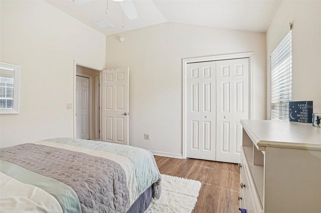 10063 LAKE MIONA WAY, Oxford, FL 34484