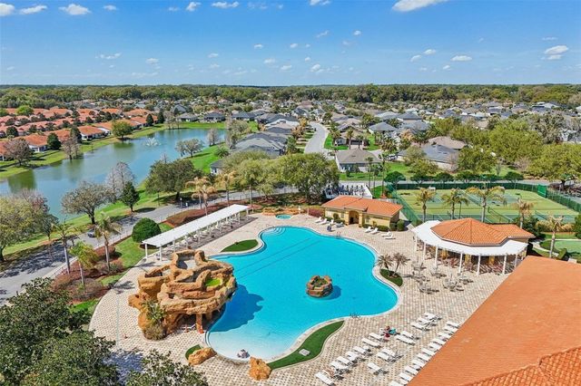 10063 LAKE MIONA WAY, Oxford, FL 34484