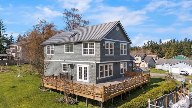 1316 Backswing Lane, Freeland, WA 98249