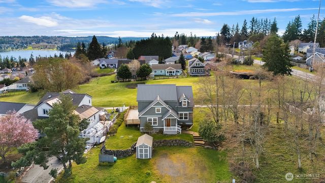 1316 Backswing Lane, Freeland, WA 98249
