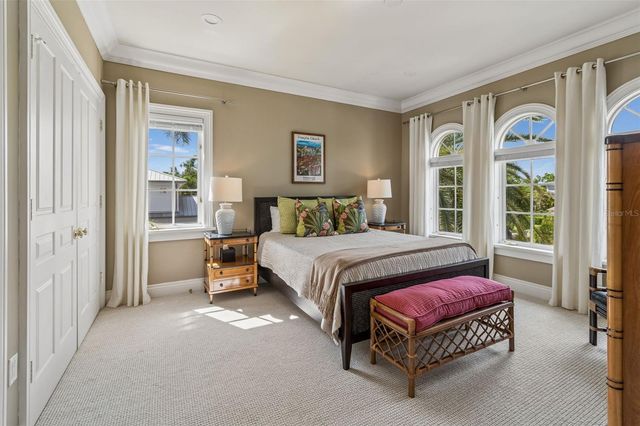 4804 CULBREATH ISLES ROAD, Tampa, FL 33629