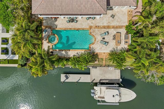 4804 CULBREATH ISLES ROAD, Tampa, FL 33629