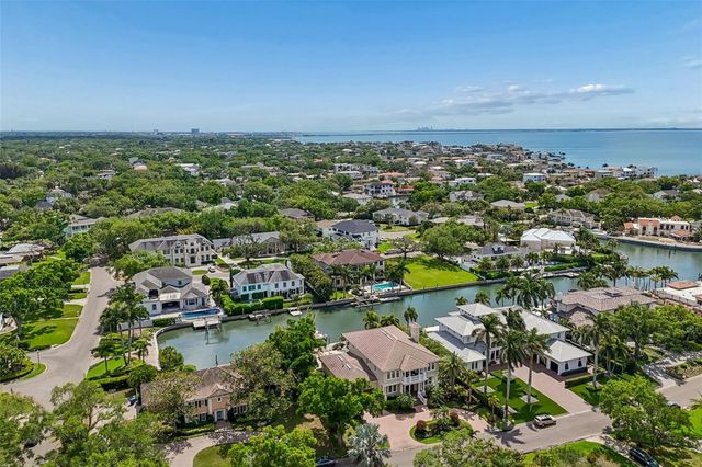 4804 CULBREATH ISLES ROAD, Tampa, FL 33629