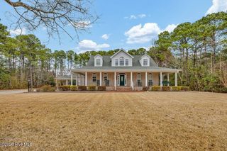 142 Foxwood Lane, Wilmington, NC 28409