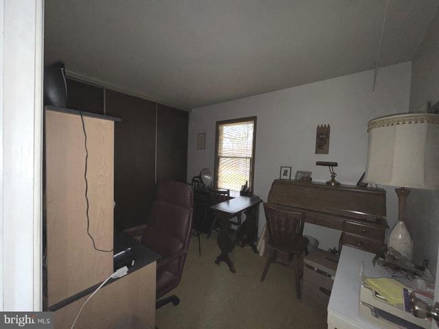 17 GRAYBURN DR, Marlton, NJ 08053