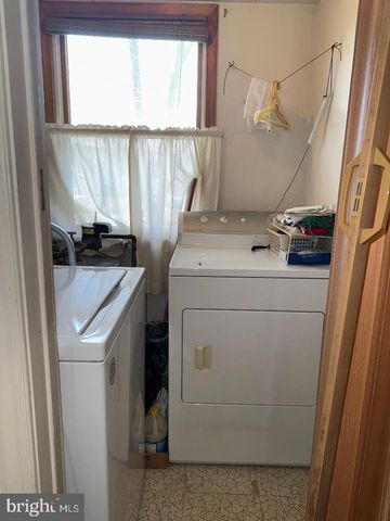 17 GRAYBURN DR, Marlton, NJ 08053