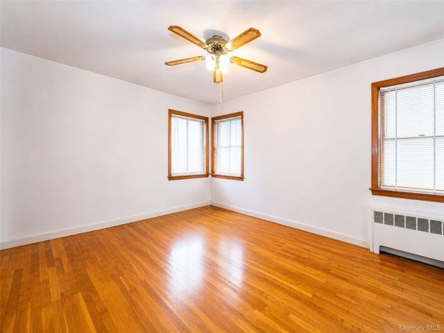1515 Bantam Place, Bronx, NY 10469