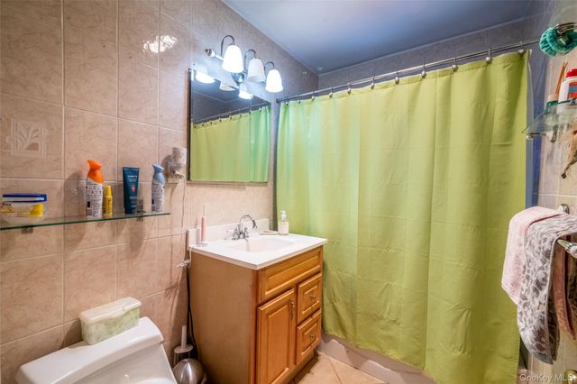 1515 Bantam Place, Bronx, NY 10469