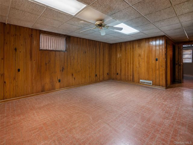 1515 Bantam Place, Bronx, NY 10469