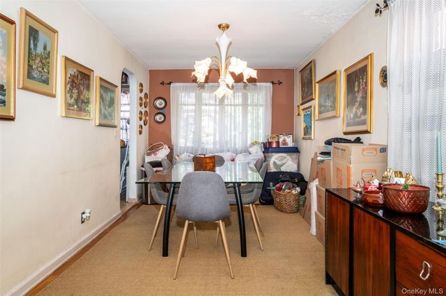 1515 Bantam Place, Bronx, NY 10469