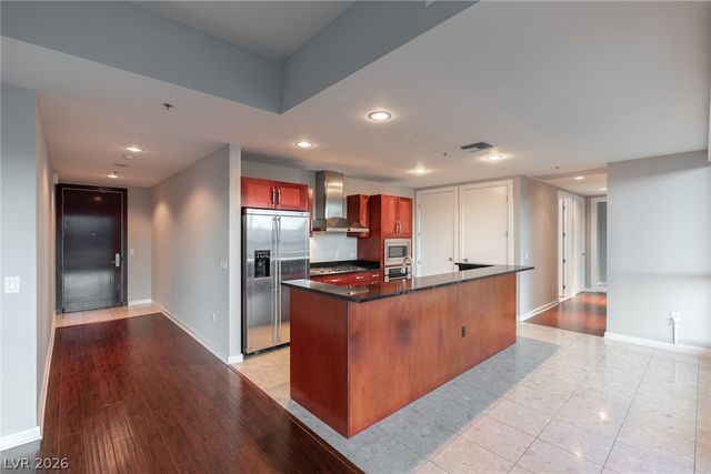 4575 DEAN MARTIN Drive 2508, Las Vegas, NV 89103