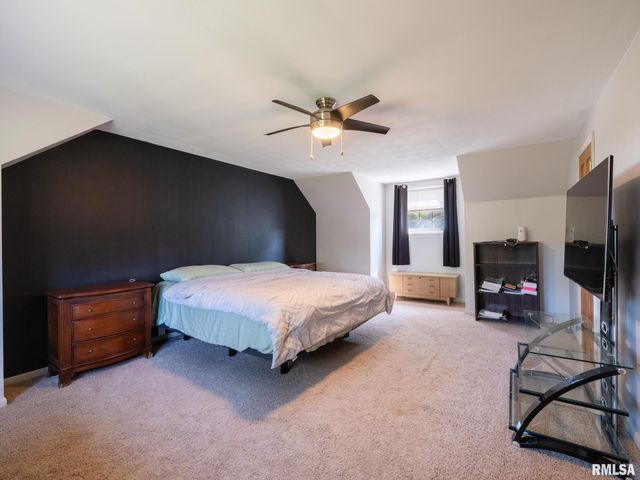 301 E FERNWOOD Street, Morton, IL 61550