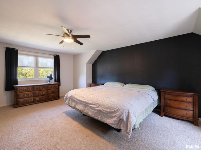 301 E FERNWOOD Street, Morton, IL 61550