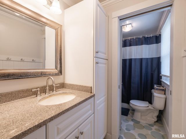 301 E FERNWOOD Street, Morton, IL 61550