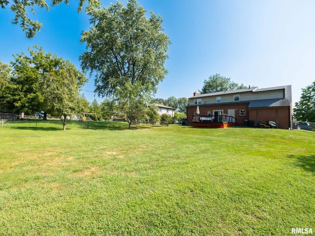 301 E FERNWOOD Street, Morton, IL 61550