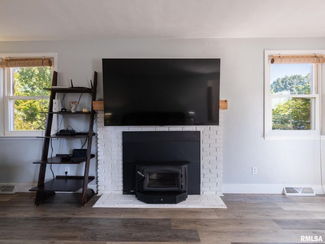 301 E FERNWOOD Street, Morton, IL 61550