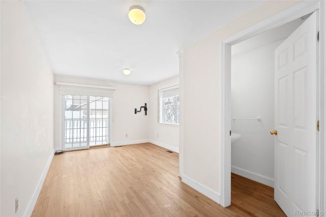 1864 22nd Street, Wyandotte, MI 48192