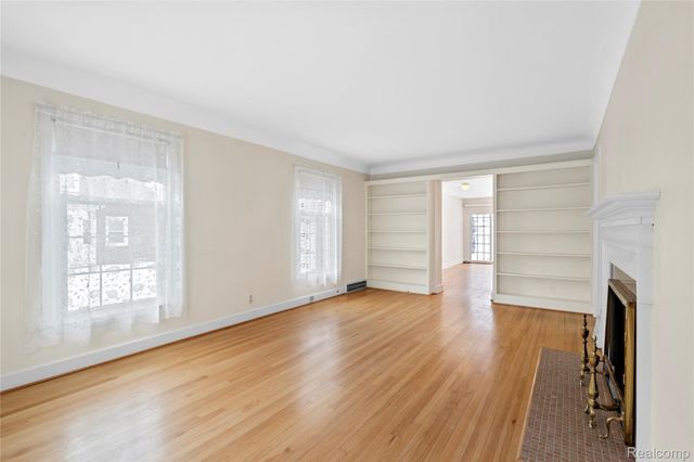 1864 22nd Street, Wyandotte, MI 48192